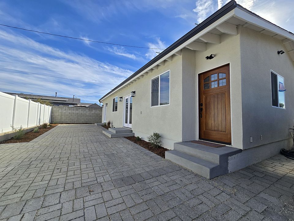 1st image of 12036 Roscoe Blvd