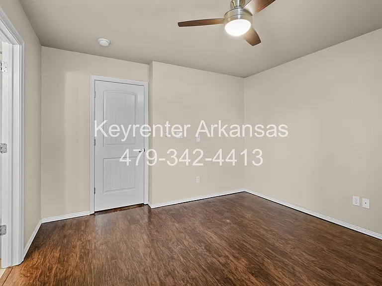 1481 Holland Dr — Photo 6