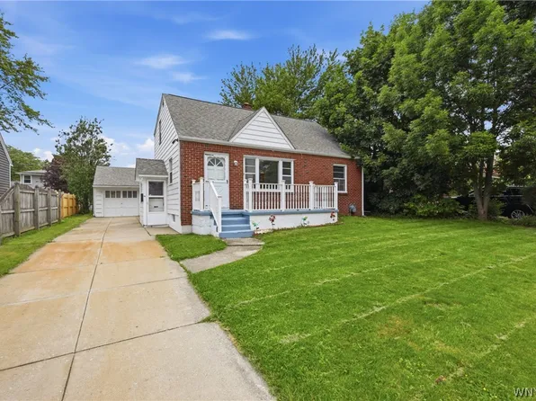 72 Birkdale Rd, Cheektowaga, NY 14225