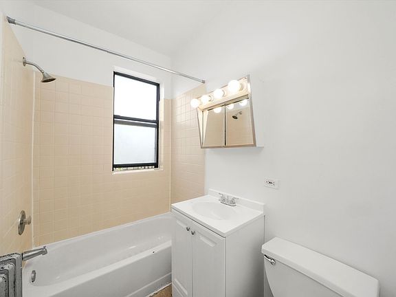 4th image of 1530-42 N Kedzie Ave #1540-2L