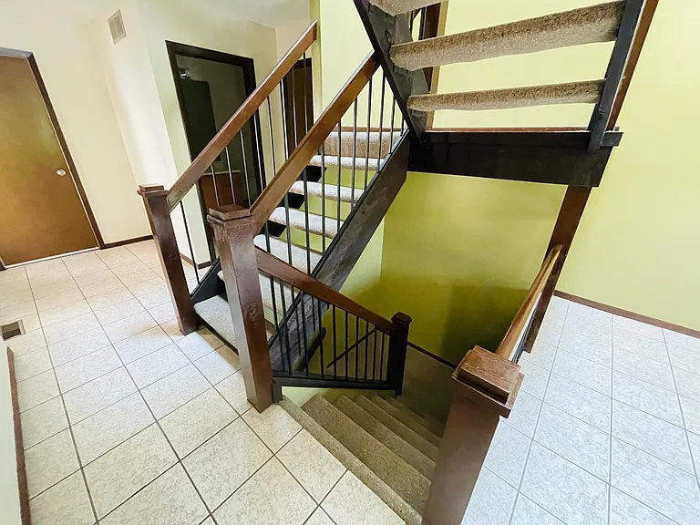 1811 Tawny Ash Dr — Photo 25
