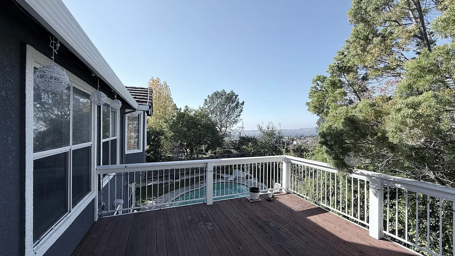 5500 Gold Creek Dr photo 1