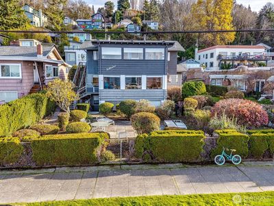 2236 Alki Avenue SW, Seattle, WA, 98116