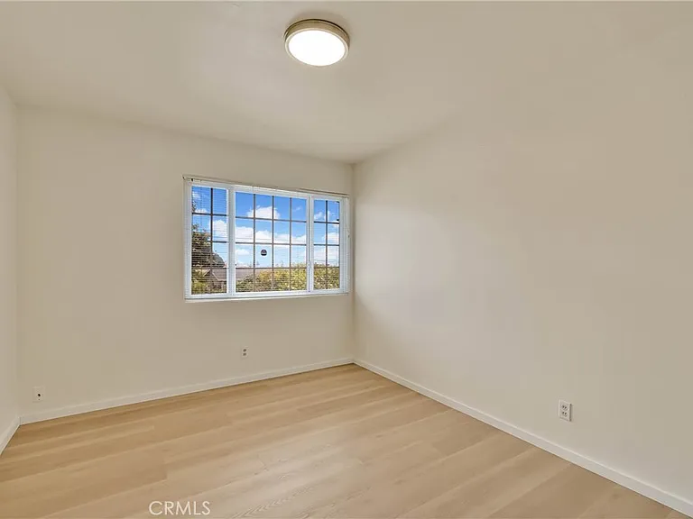 6551 Abbottswood Dr — Photo 25