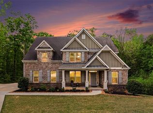 5513 Oconee Dr, Douglasville, GA 30135