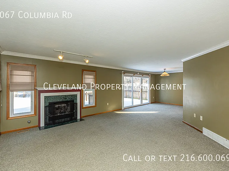 2067 Columbia Rd — Photo 5