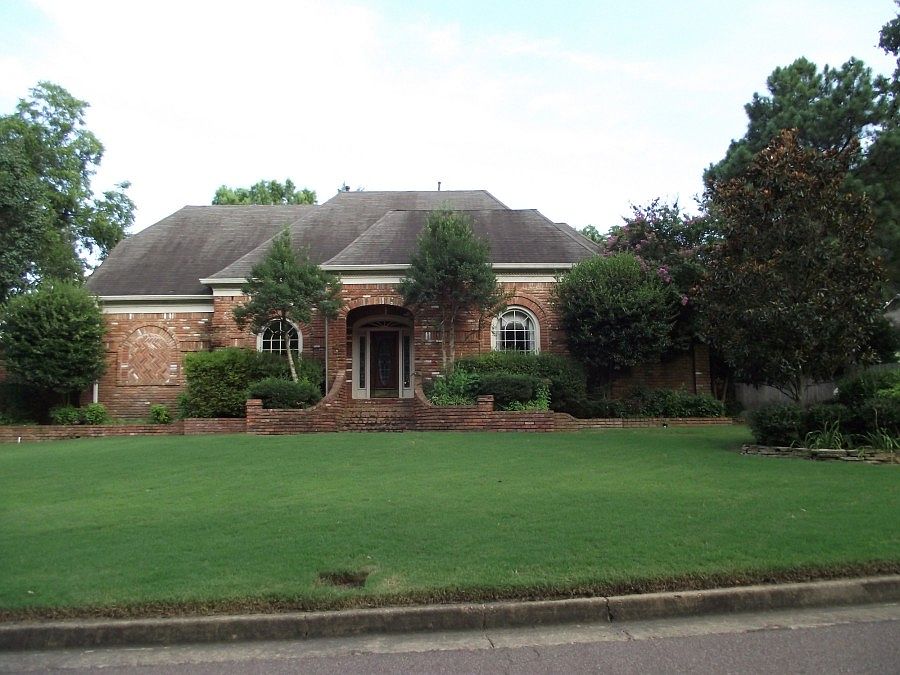 1st image of 8591 Huntleigh Way