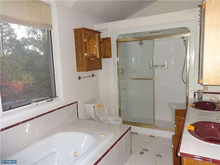 2nd image of 58 Niedhawk Ln