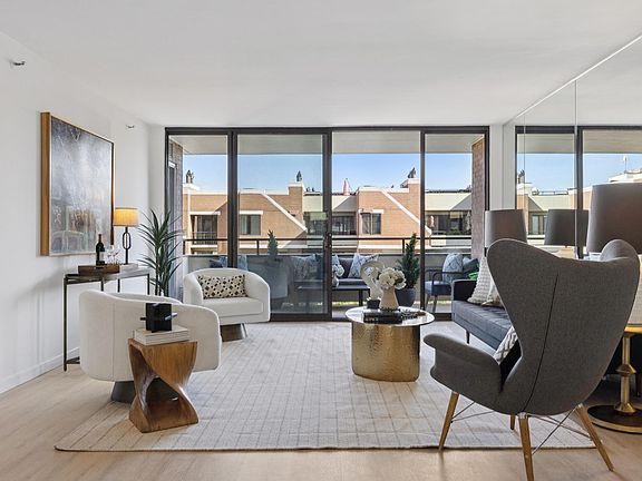 3rd image of 101 Lombard St #407