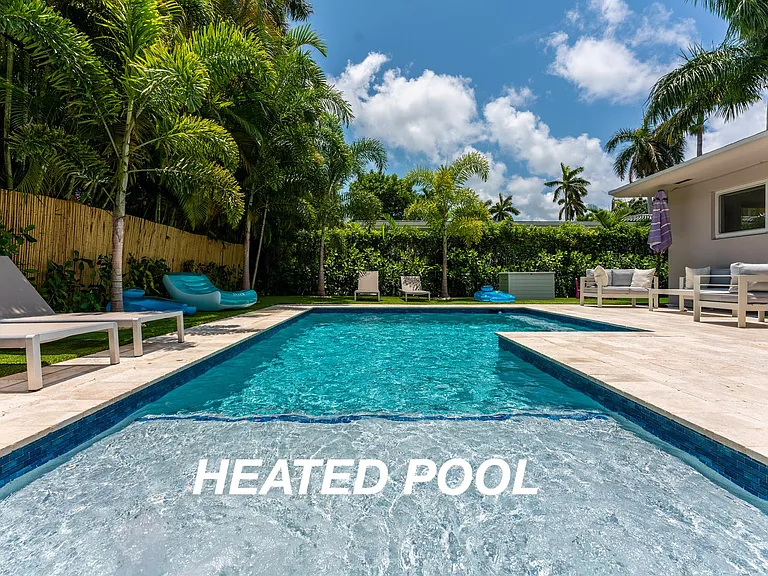 7611 Coquina Dr — Photo 5