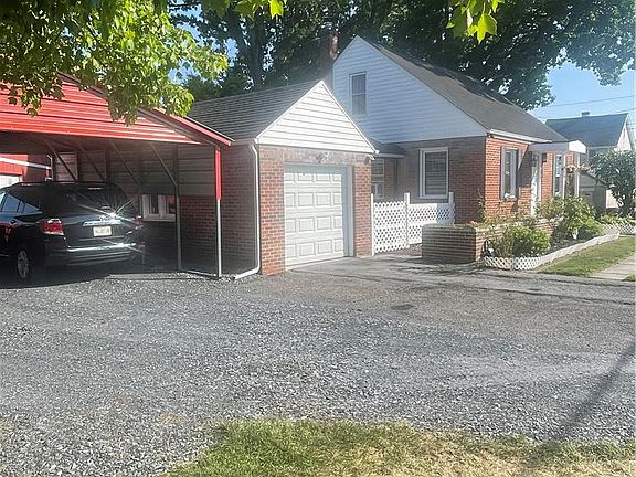 2nd image of 803 Arch St