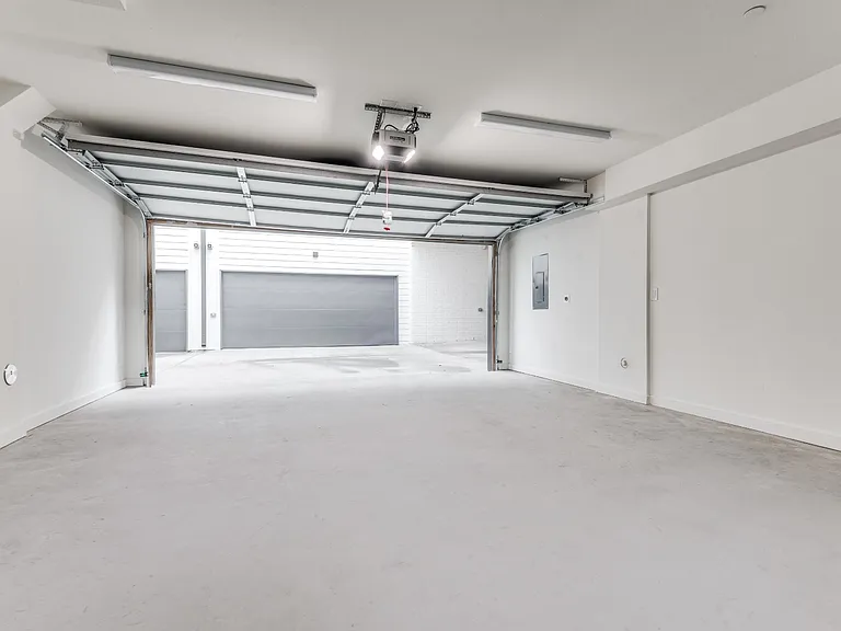 6319 Richmond Ave — Photo 12