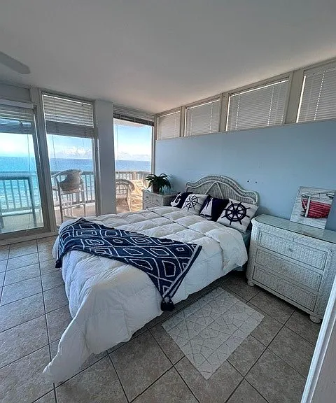 15002 Windward Dr #706 — Photo 2