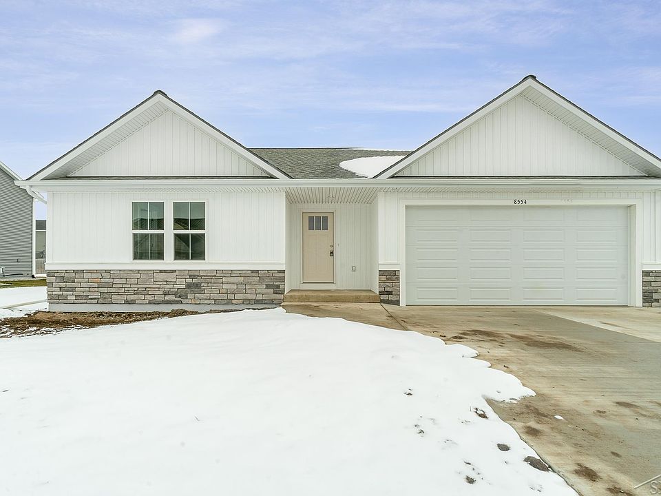 8554 Oakhill Dr, Freeland, MI 48623 Zillow