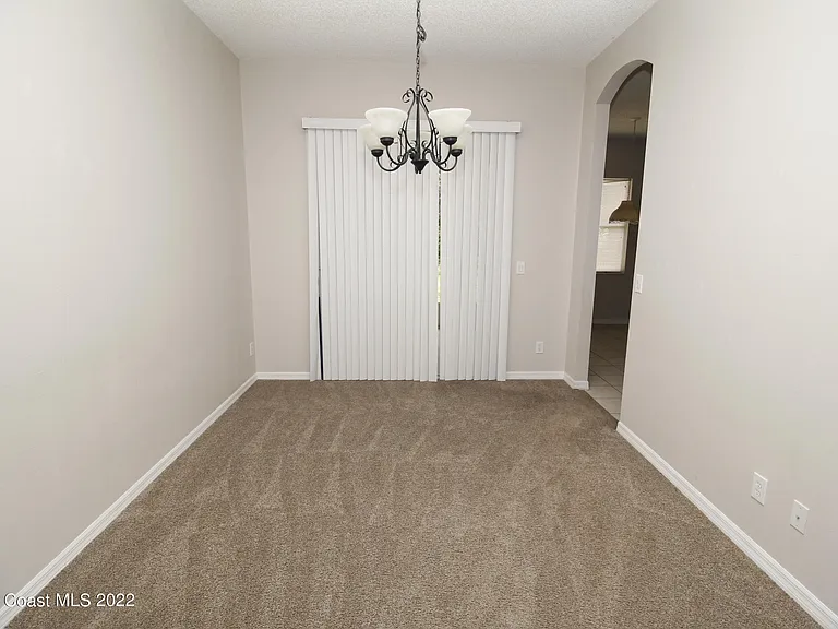 471 Hancock St SW — Photo 5