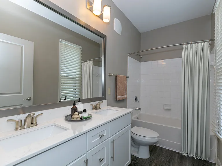 27 Station Ct — Photo 72