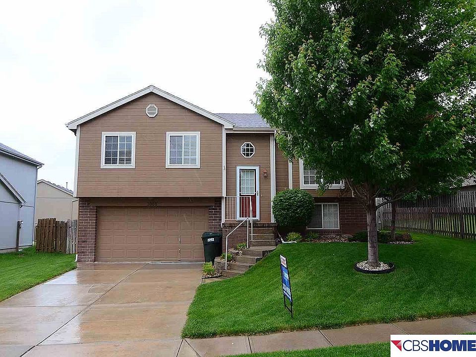 1st image of 3008 N 152nd St