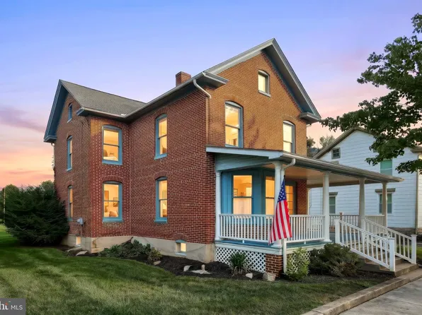23 W Main St, Fairfield, PA 17320