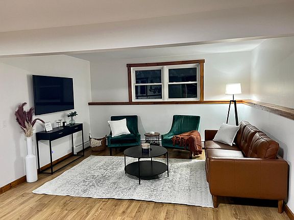 4th image of 119 Oakwood Dr #2
