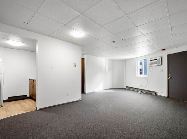 161 Hall Ave APT 3