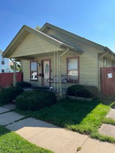 912 E 9th St, Muscatine, IA, 52761