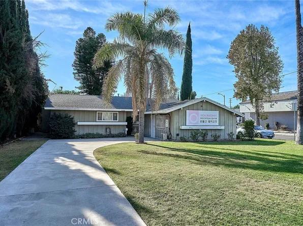 16060 Nordhoff St, North Hills, CA 91343