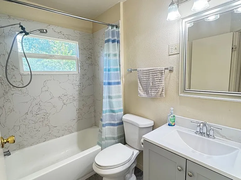6093 Park Ave — Photo 7