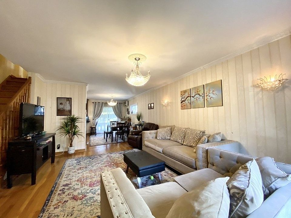 1st image of 13929 Pershing Cres
