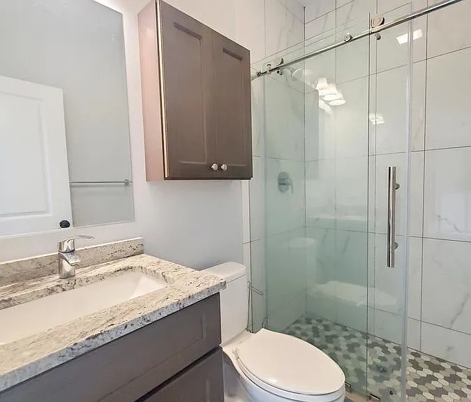 5228-34 S Blackstone / 1424-28 E 53rd St — Photo 48