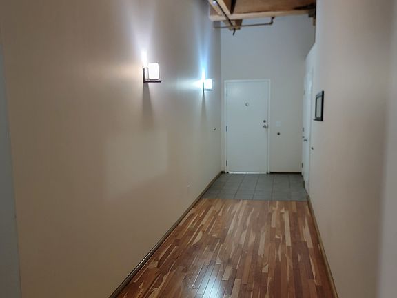 2nd image of 1222 Lucas Ave APT 610