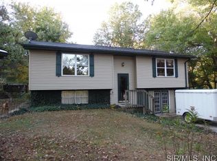 3667 Brown Rd, Brighton, IL 62012