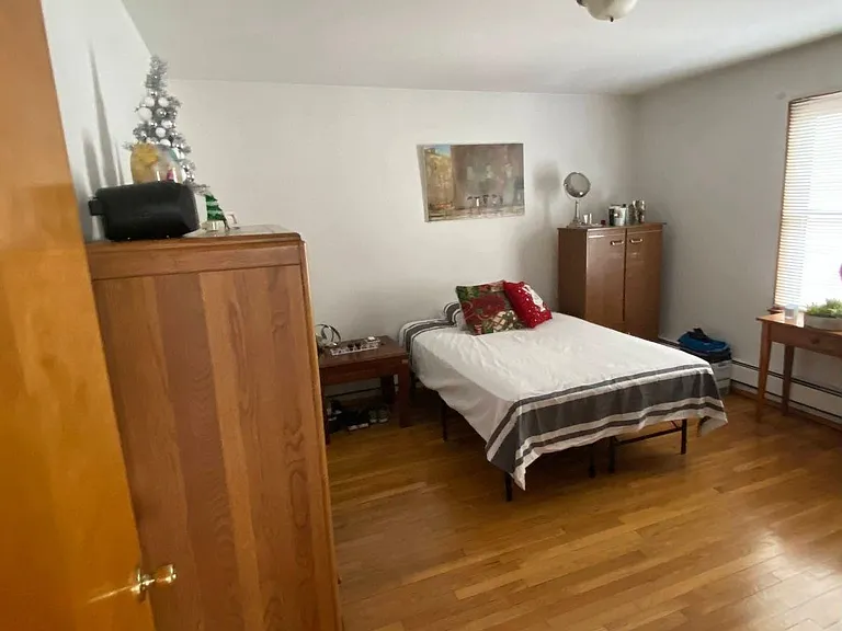 516 Avenue A #3 — Photo 6