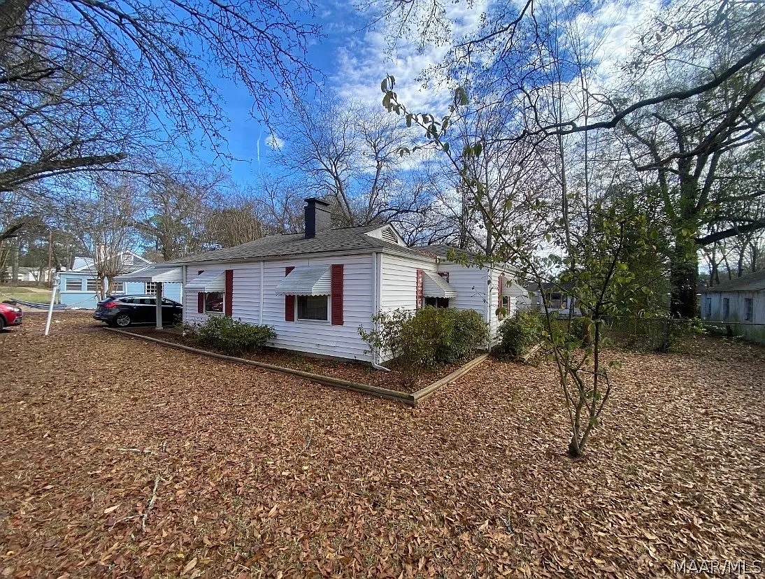2 bed, 1.0 bath, 1135 sqft, $1,000 — Photo 2