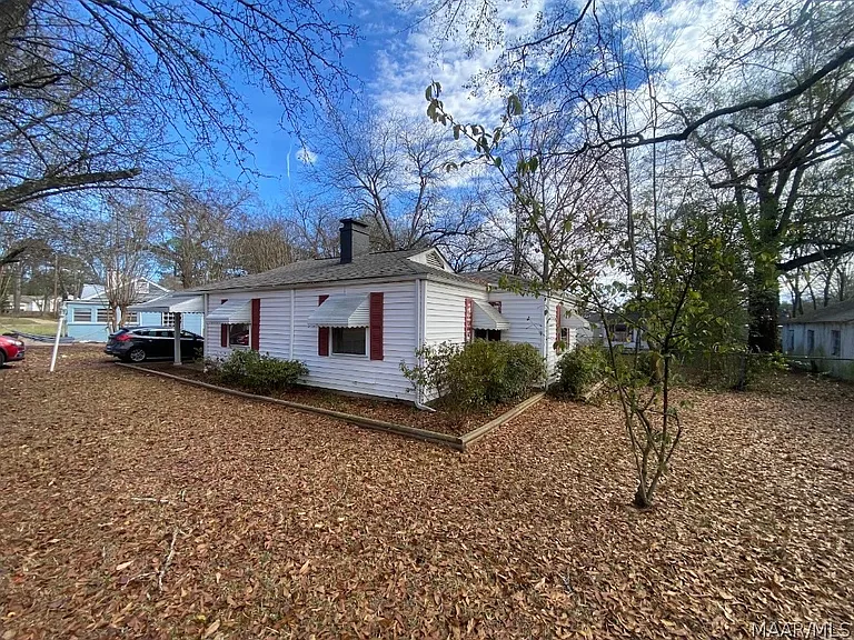 508 Glenmore Rd — Photo 2