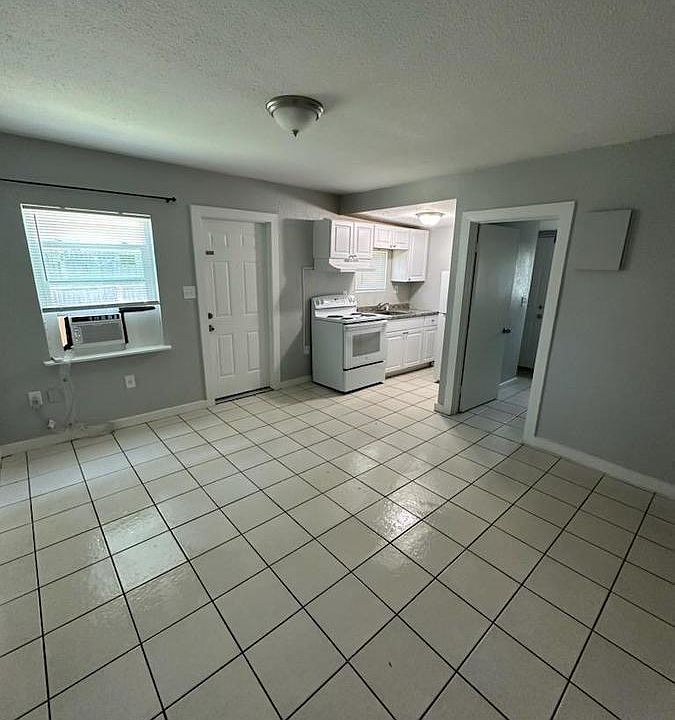 3525 W 14th St, Bradenton, FL 34205 Zillow