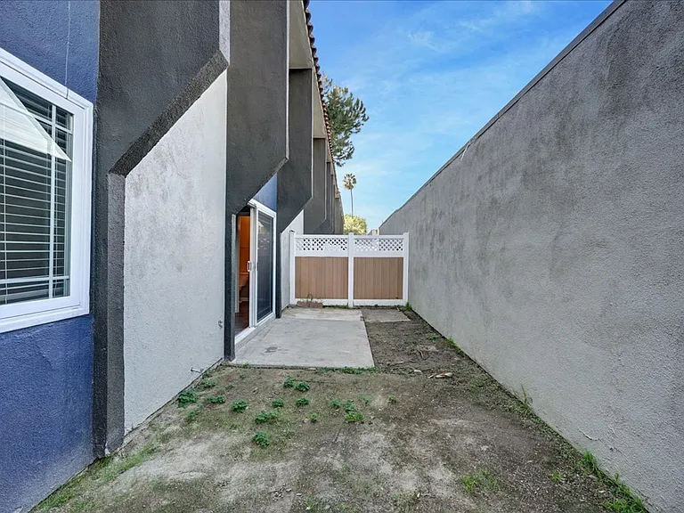 Tierra Palms Apartment Homes — Photo 73