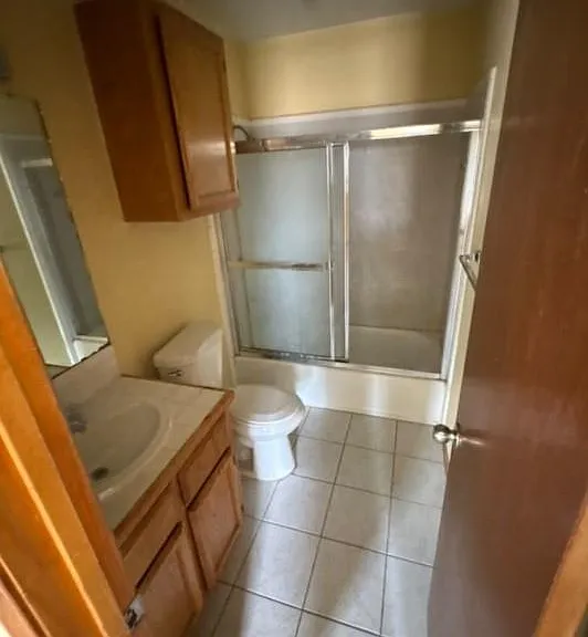 1306 E 11th St #9 — Photo 7