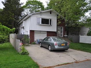 137 E 9th St, Huntington Station, NY