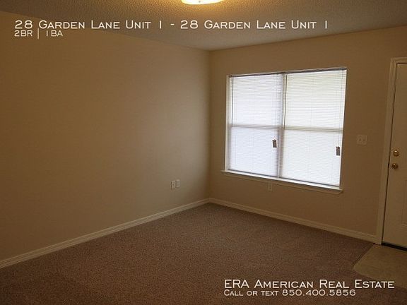 3rd image of 28 Garden Ln APT 1