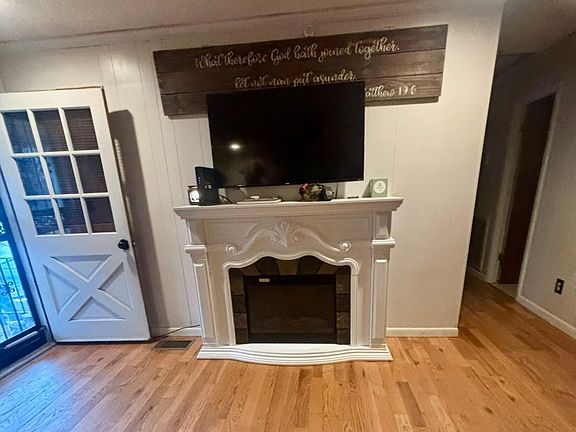 5th image of 74 Hanshaw Dr