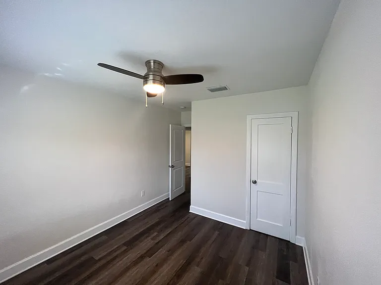 1715 W Grace St — Photo 11