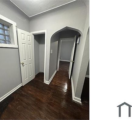 3rd image of 8712 Annetta Ave