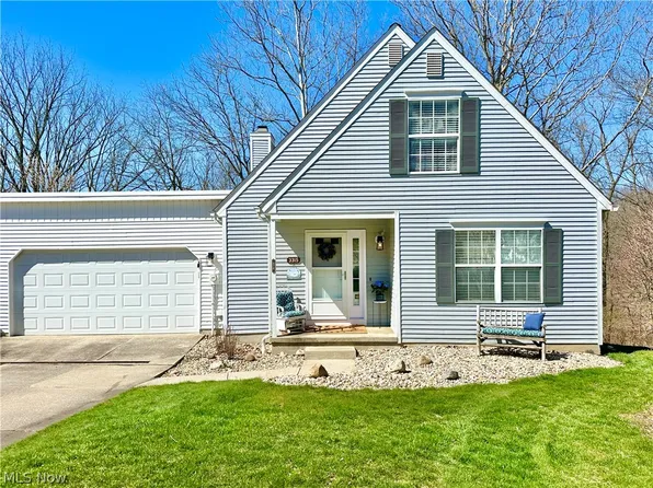 3315 Brookside Ln #15E, Cuyahoga Falls, OH 44223