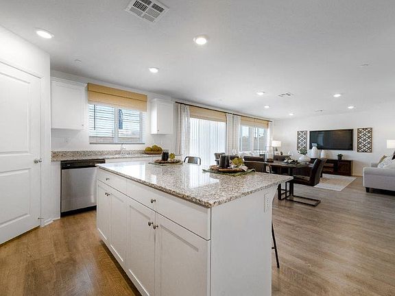 5th image of 1210 Memorial Ave #34