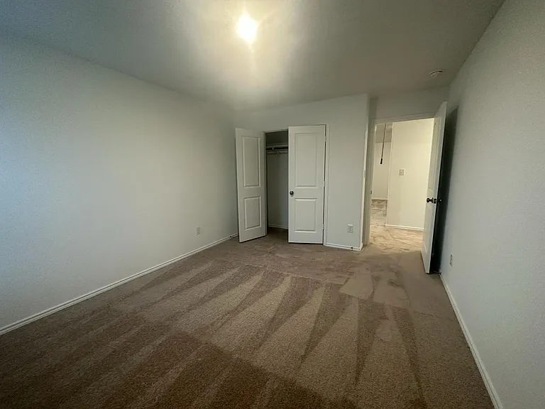 361 Sonterra Dr — Photo 24