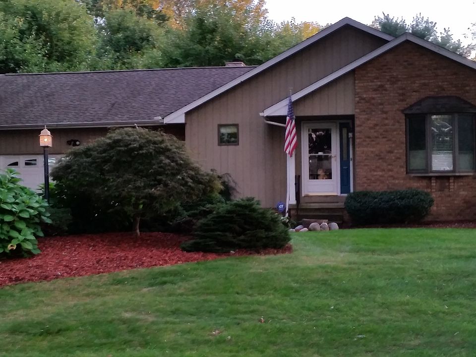 1st image of 212 S Bay Dr