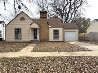 531 W East Ave #B, Kingman, KS 67068