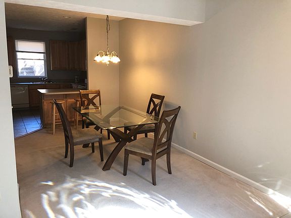 2nd image of 3008 Shire Cir