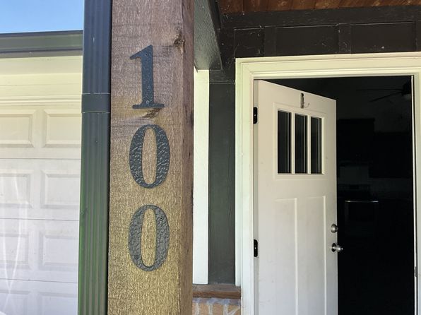 100 Chloe Dr