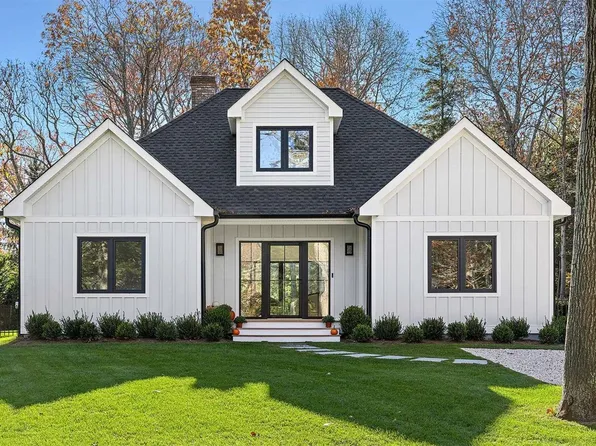 4 Flint Lock Lane, East Hampton, NY 11937